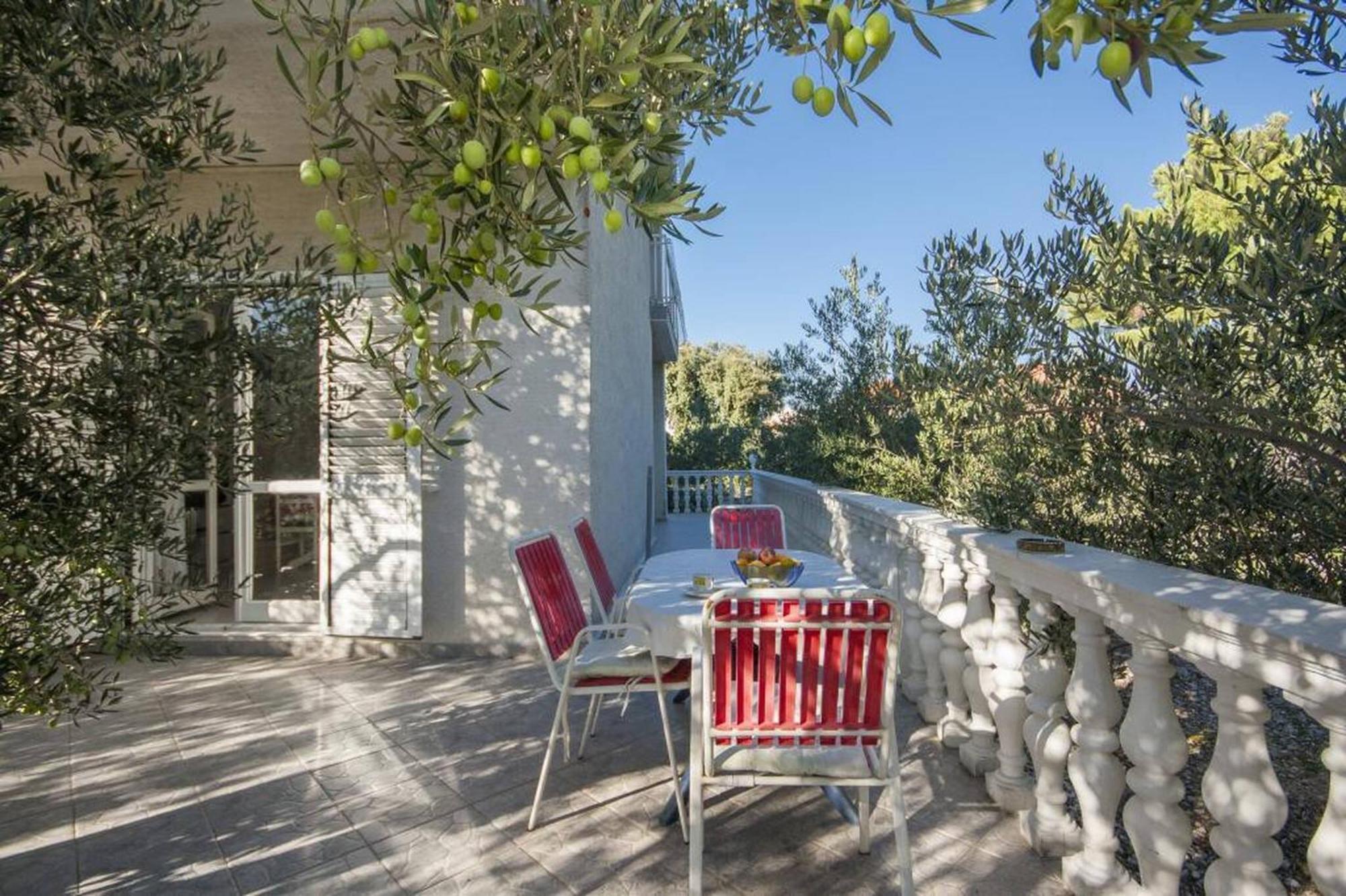 Apartments Zdenka 布罗达里卡 外观 照片
