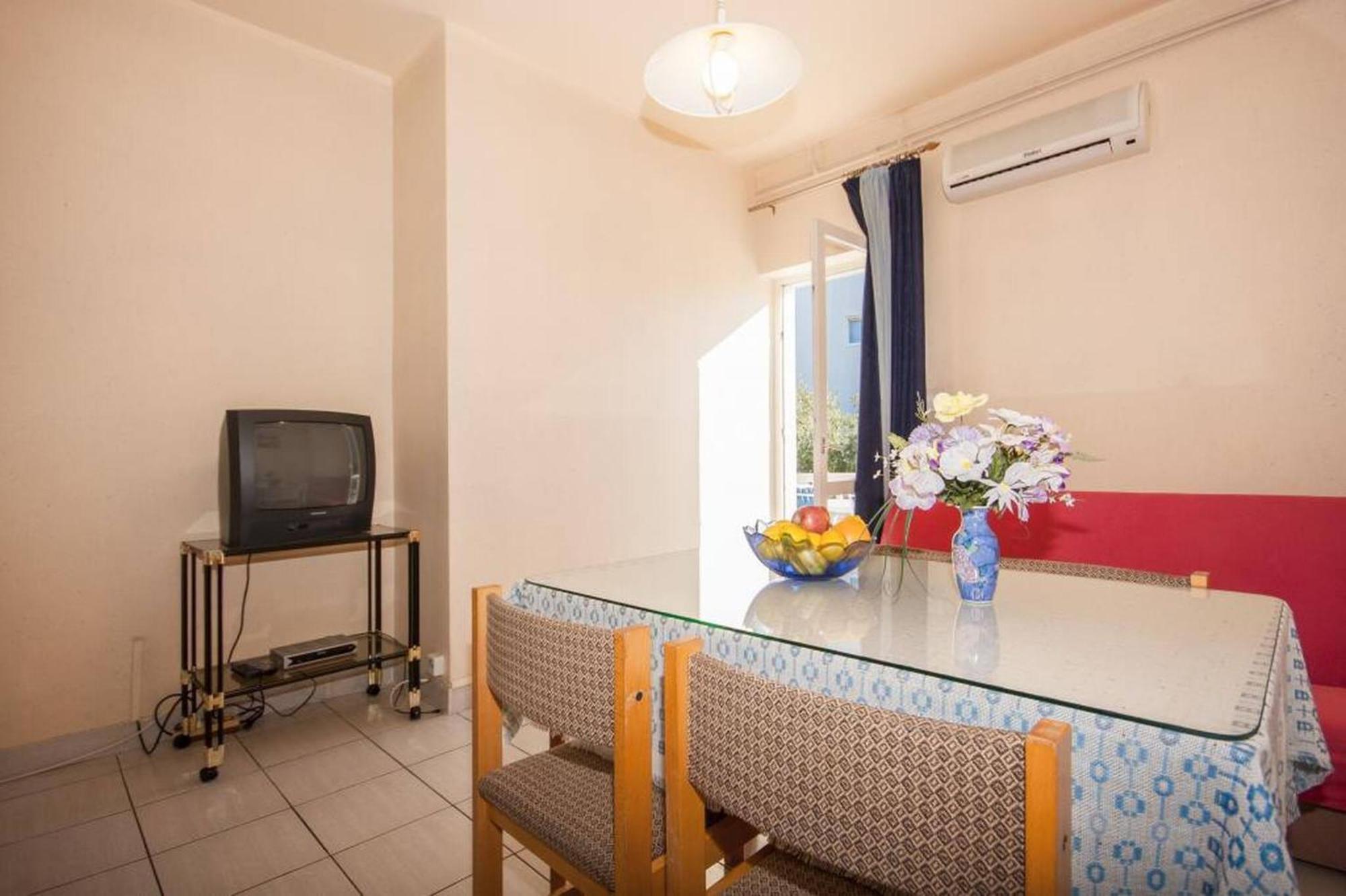 Apartments Zdenka 布罗达里卡 外观 照片